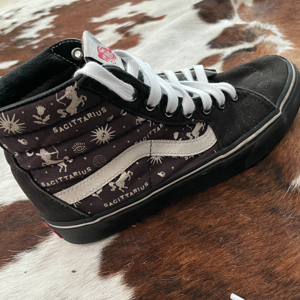 Vans Customs Sk8-Hi